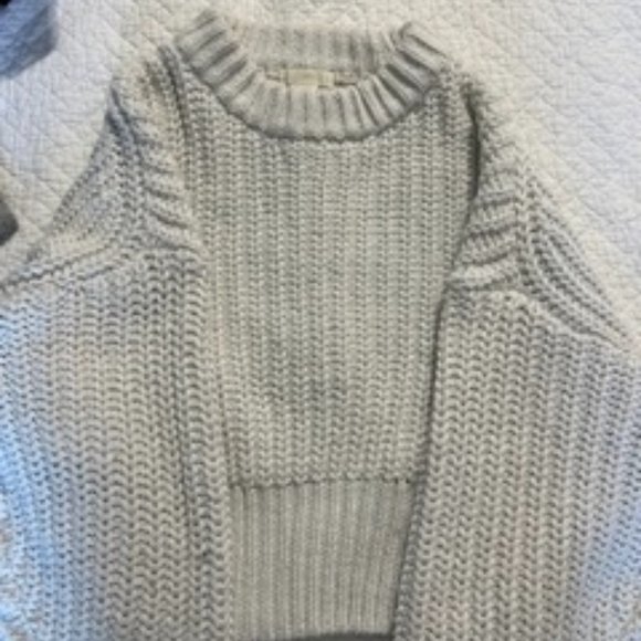 H&M White Oversized knit Sweater - Picture 1 of 1